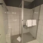 Haus Poseidon, Pos01