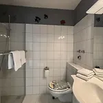 Haus Poseidon, Pos01 *