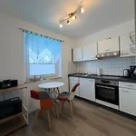 Haus Poseidon, Pos01 *